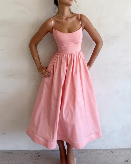 Eliana | Elegante geplooide jurk met vloeiende pasvorm
