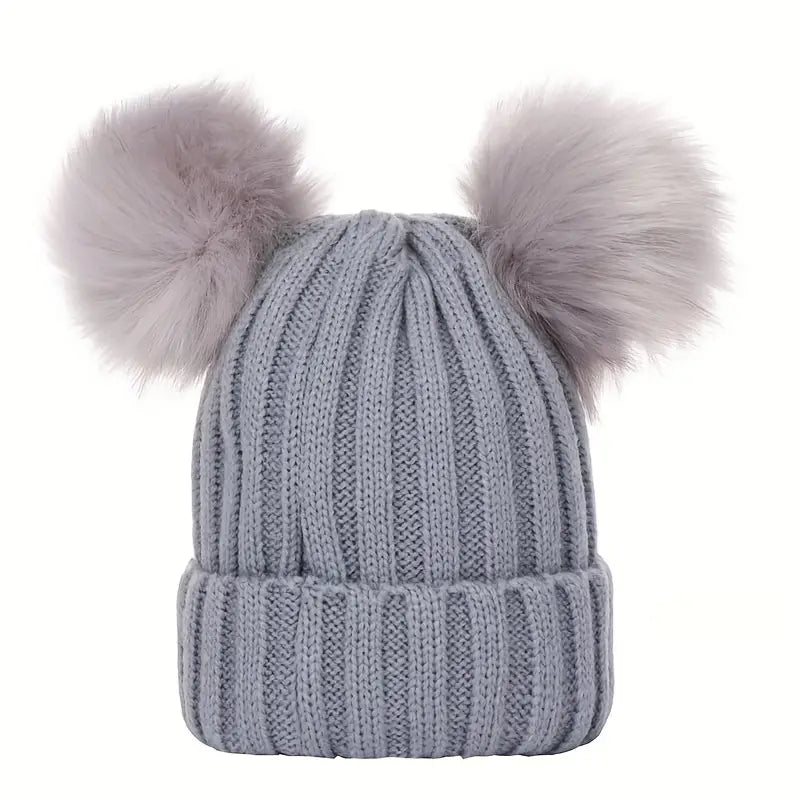 Damen-Wintermütze mit Pompons