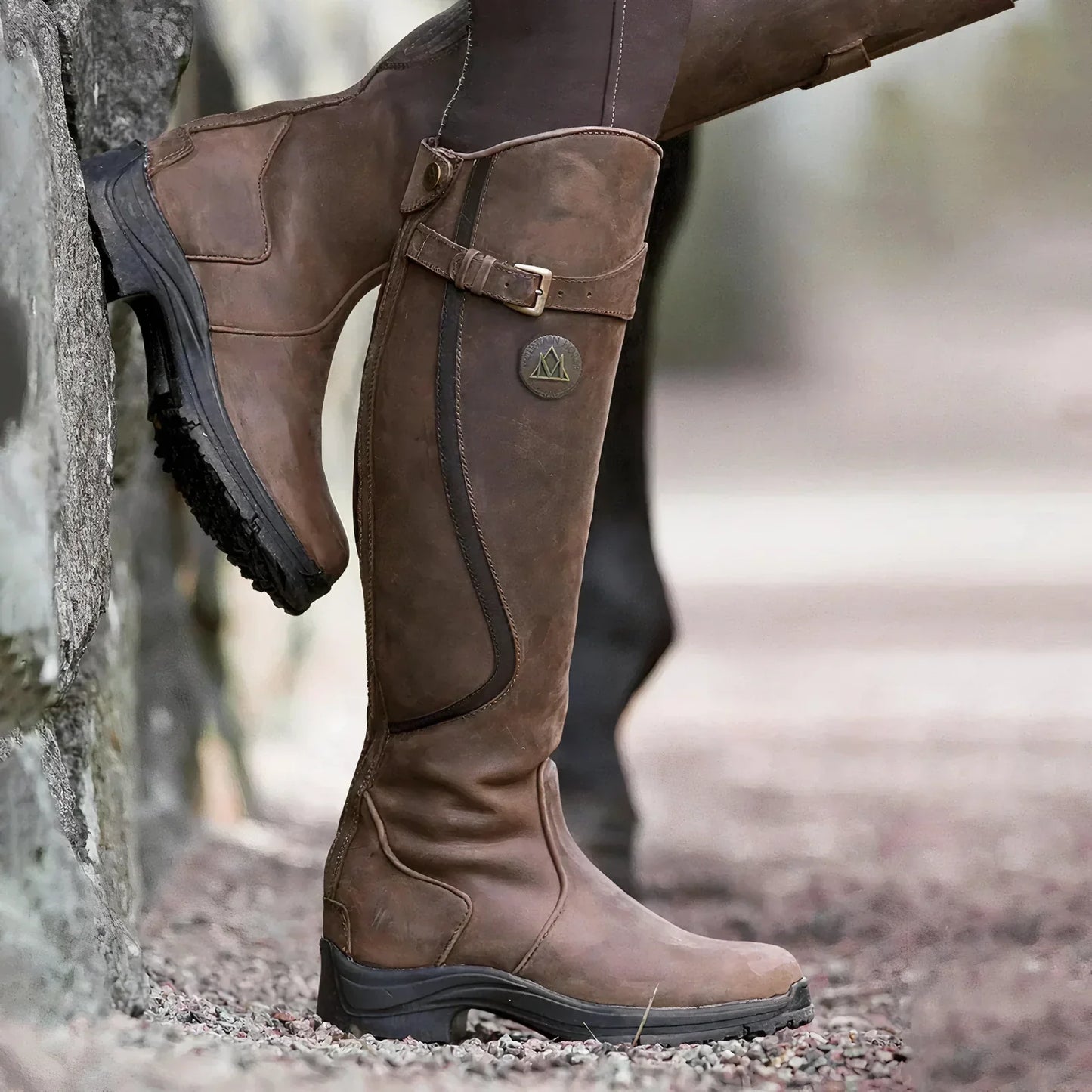 RainGuard Boots  - Waterdichte Laarzen met Gespen onder de Knie