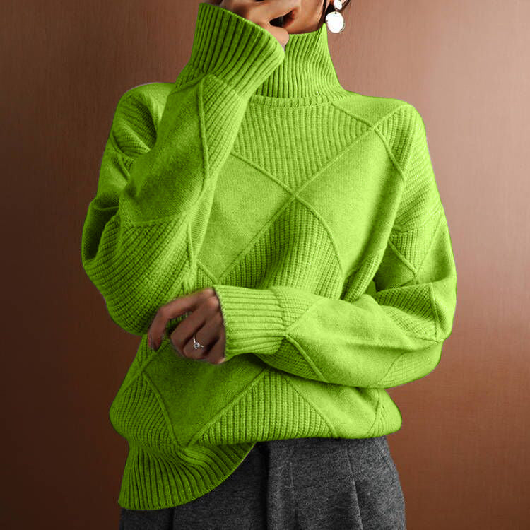 Jade – Klassischer Strickpullover mit hohem Kragen