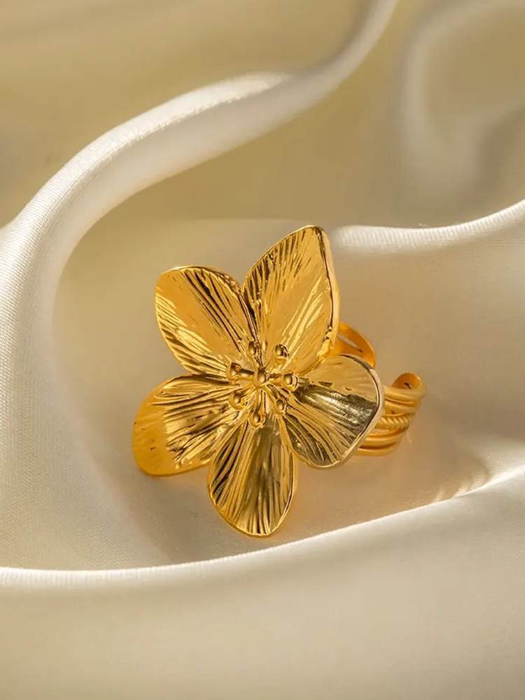 Rianne Flower Blossom Statement-Ring Gold