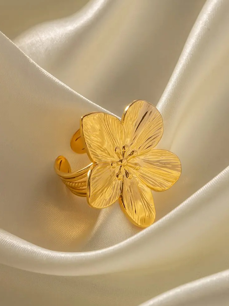 Rianne Flower Blossom Statement-Ring Gold