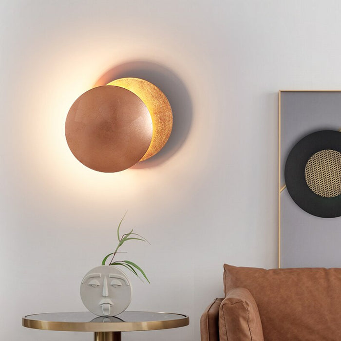 Eclipse-Lampe – Wandleuchte mit Sonnenfinsternis