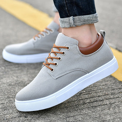 David Sneakers | Stoere herensneakers met witte zool