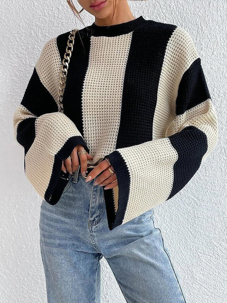 Vivienne | Flaired Dames Sweater