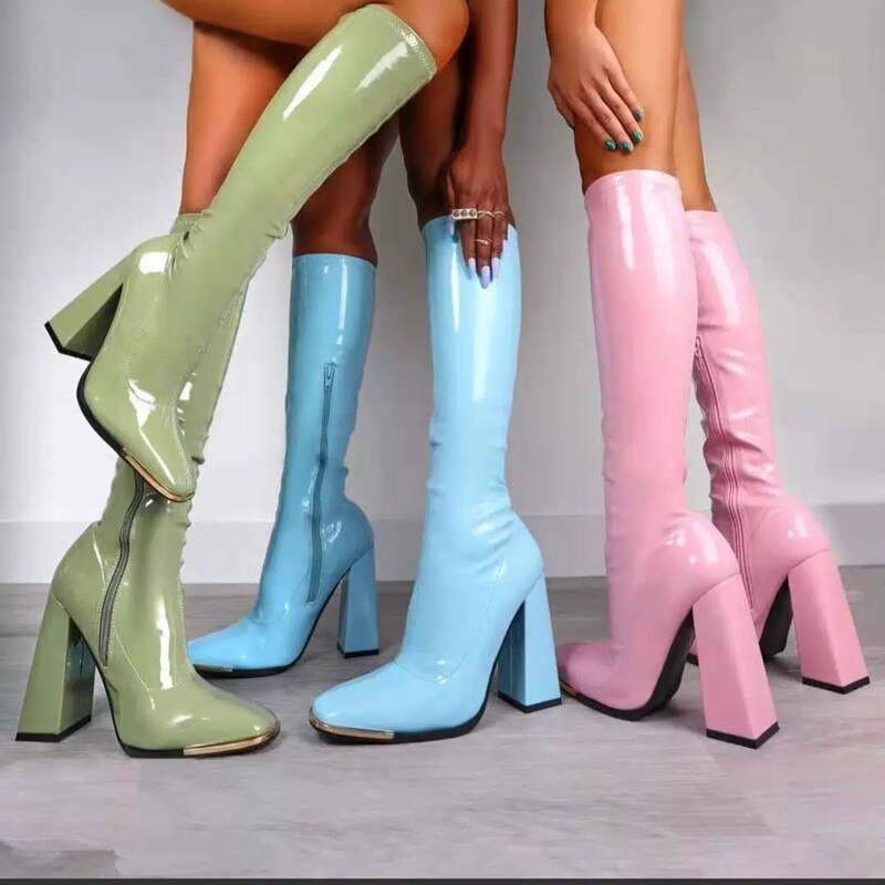 Charlie's Angels Stiefel | Retro, herausfordernd und einzigartig