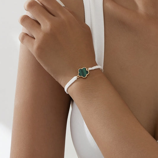 Amelie | Verstellbares Kleeblatt-Armband für romantische Dates 