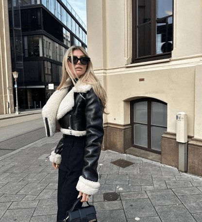 Sofia | Stylische Lederjacke mit Fellbesatz für kalte Tage